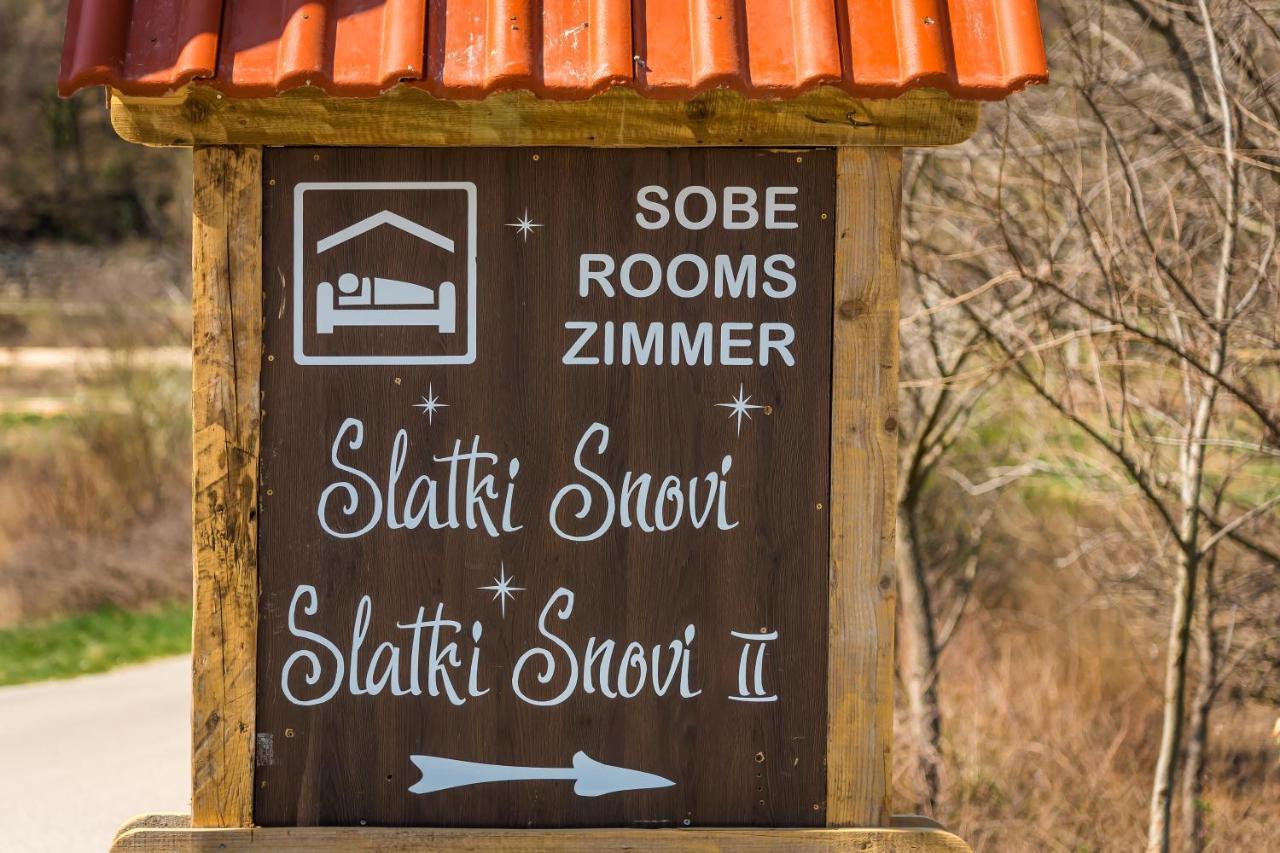 Slatki Snovi II Hotel คนิน ภายนอก รูปภาพ